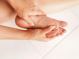 active release technique therapy helping with plantar fasciitis and foot pain